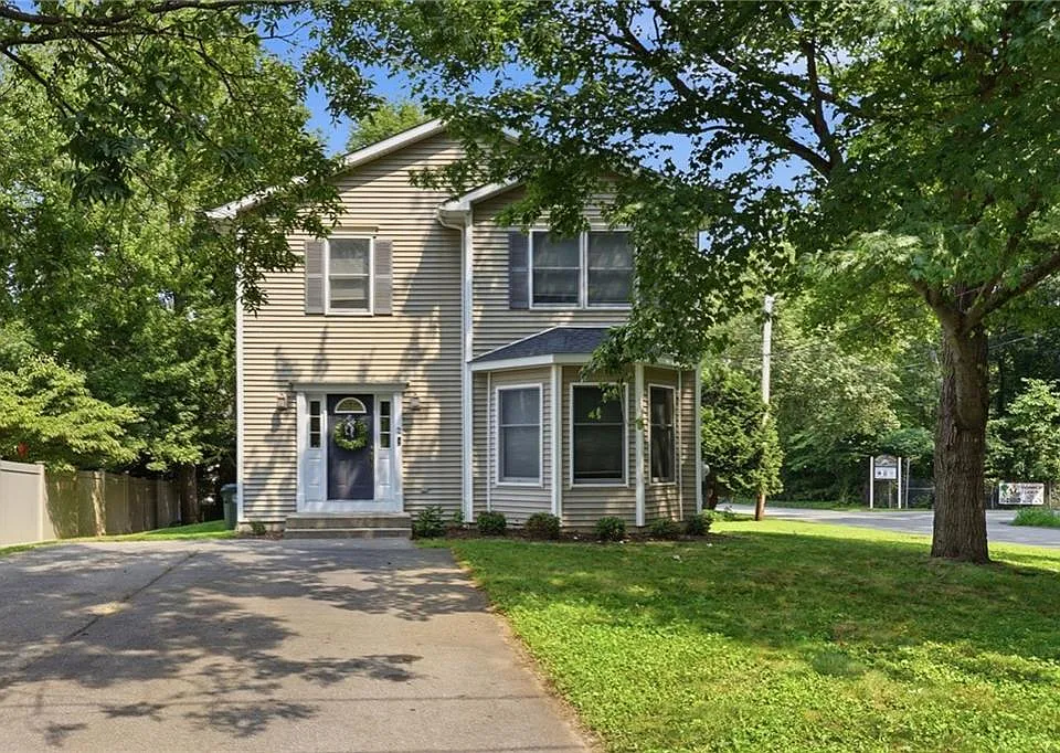 2 Lafayette Dr
