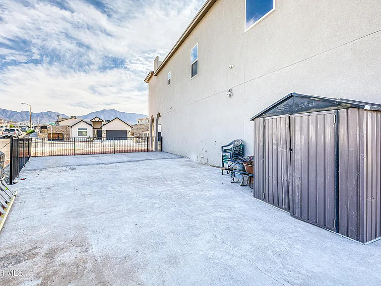 2375 Enchanted Peaks Ln — Photo 82