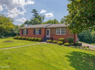 509 N Maple St, Maryville, TN 37801
