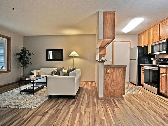 4th image of 3163 Manitou Dr #3