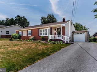 6 Slate Hill Rd, Camp Hill, PA 17011