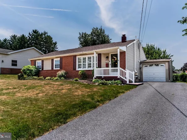 6 Slate Hill Rd, Camp Hill, PA 17011