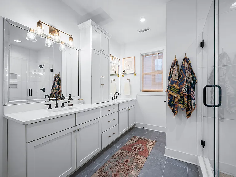 939 Spain Ave — Photo 6