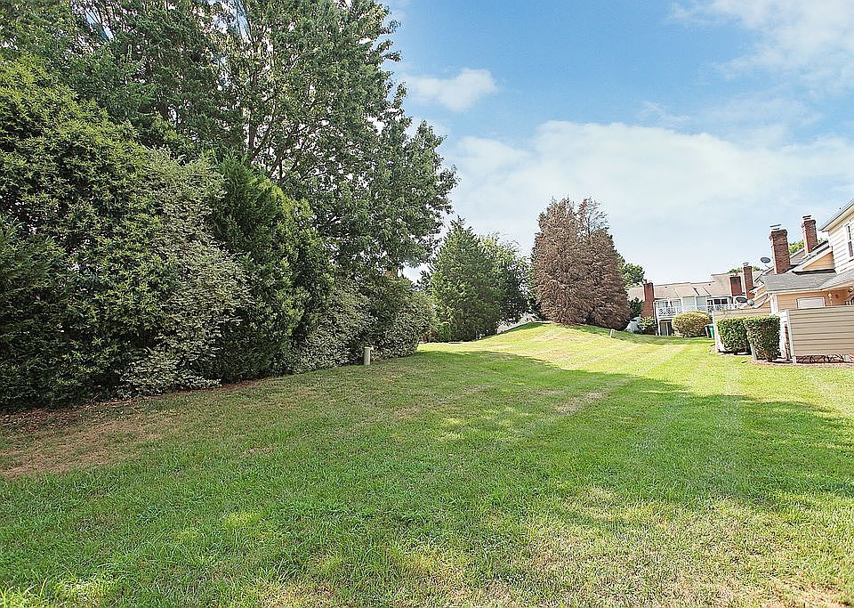 2nd image of 9131 Kings Canyon Dr