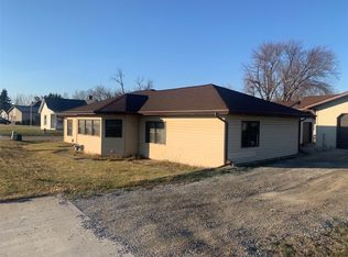 200 E Main St, Robins, IA 52328