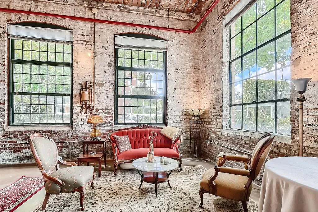 1 bed, 737 sqft, $2,250 — Photo 1