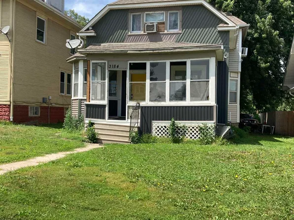 3184 Larimore Ave, Omaha, NE 68111