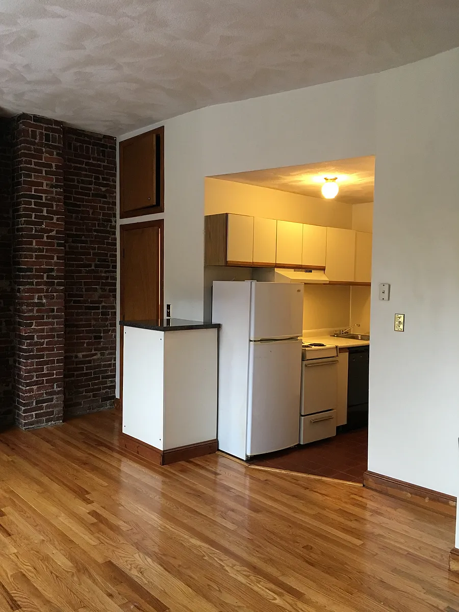 Building Photo - 147 Worcester St #6