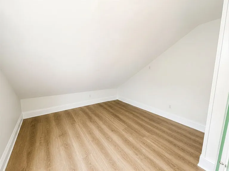 276 Atlantic St #3 — Photo 5