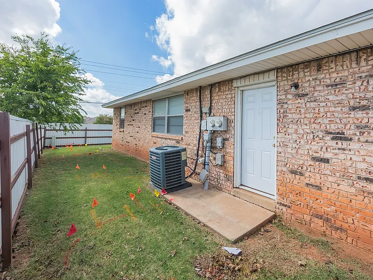 1302 Sequoyah Ave — Photo 27