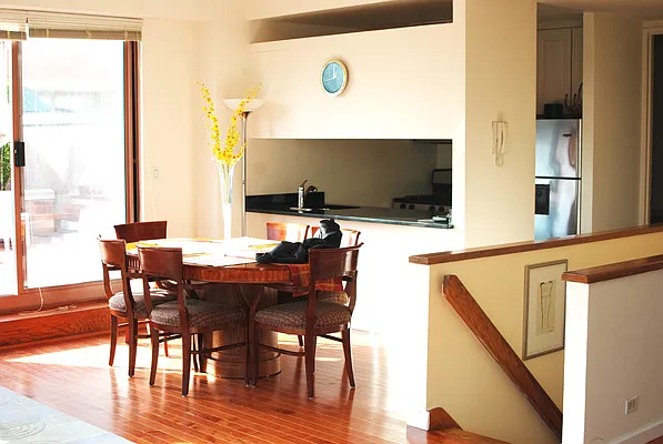 Rented by Nest Seekers International | media 9