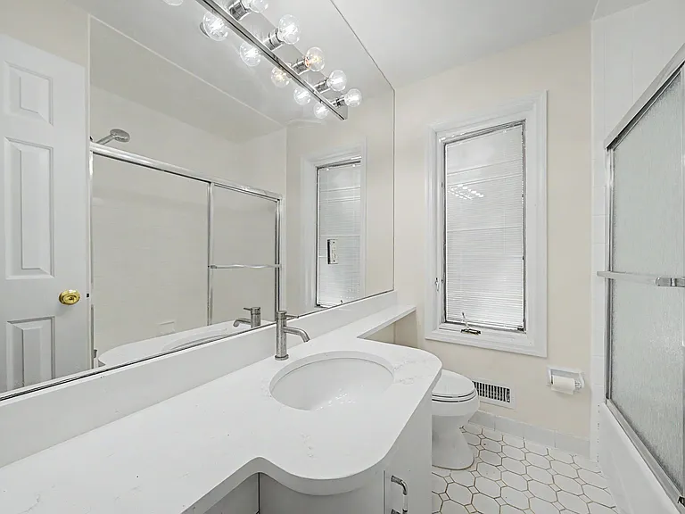 35-10 Lindsay Rd — Photo 24