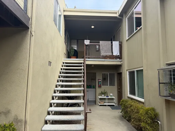 130 Eastwind St APT 5, Marina Del Rey, CA 90292