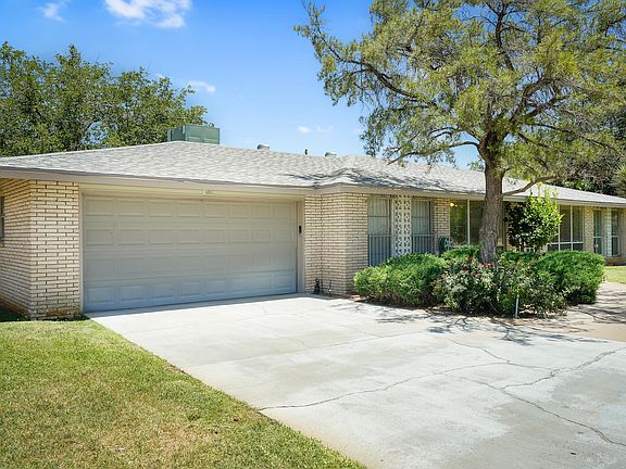 5th image of 327 Rainbow Cir