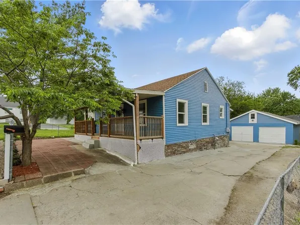 814 S Saville Ave, Independence, MO 64050