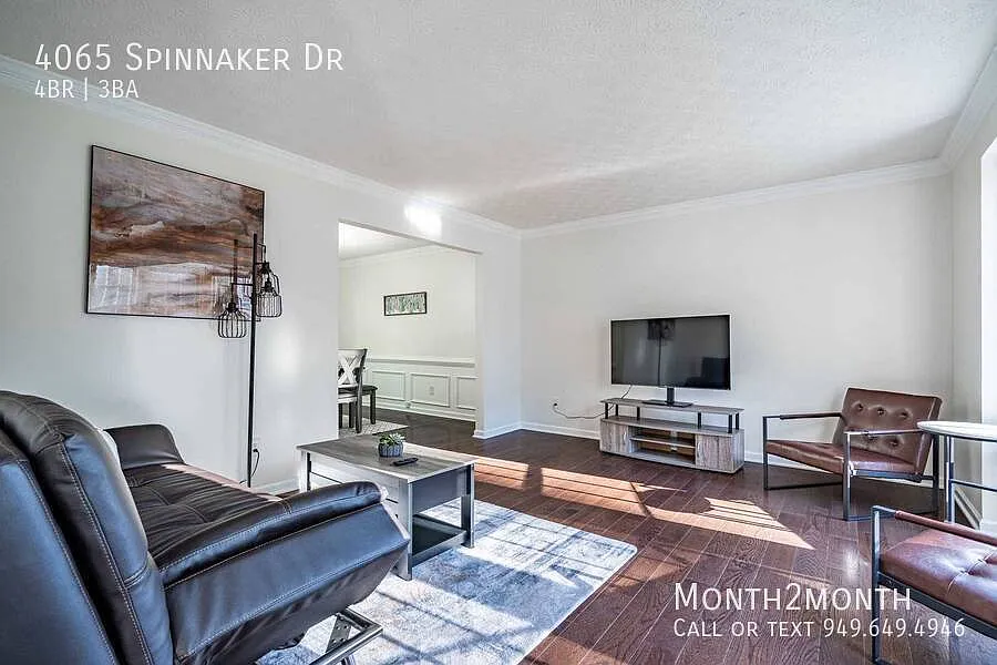 Opulence on Spinnaker Dr — Photo 2