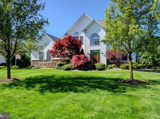16 Brookshire Dr, Robbinsville, NJ 08691