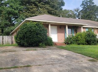 12 Tanglewood Ct, Millbrook, AL 36054