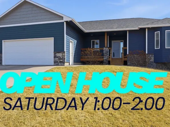 8205 E Willow Leaf St, Sioux Falls, SD 57110