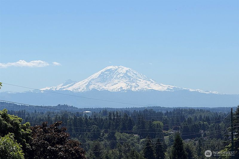 2nd image of 8211 128th Avenue SE