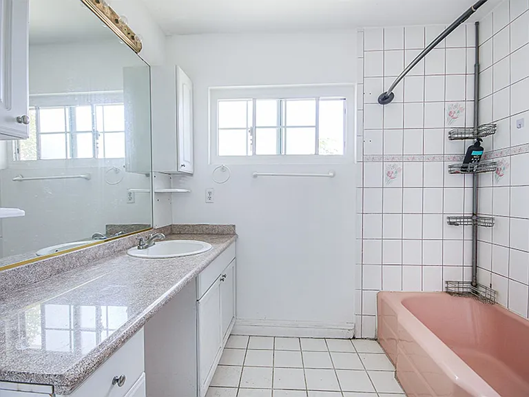 9381 Nichols Dr — Photo 23