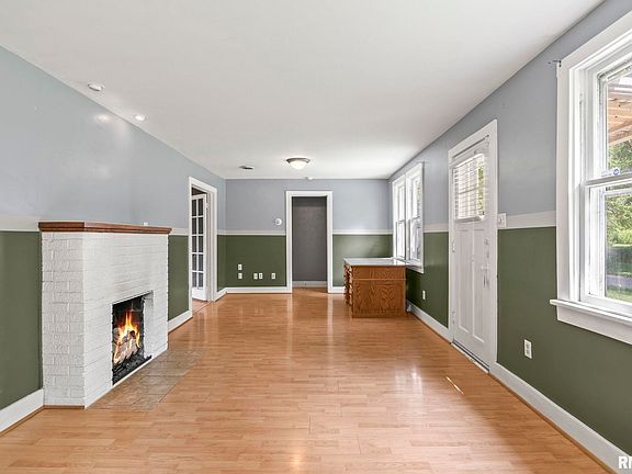 3rd image of 7973 Black Dog Ln