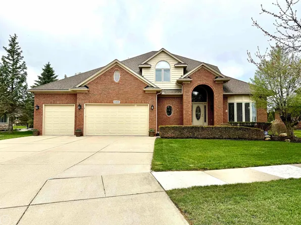 54959 Danielle St, New Baltimore, MI 48047