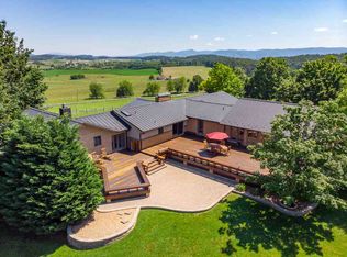 240 Privado Ln, Waynesboro, VA 22980