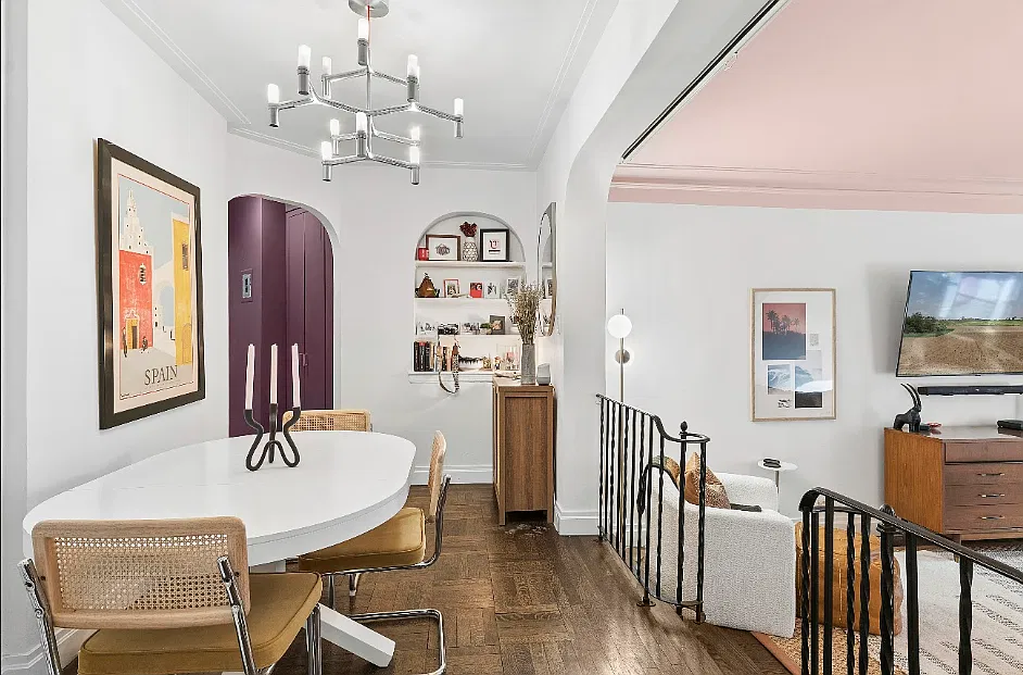 225 West 25th Street — Photo 4