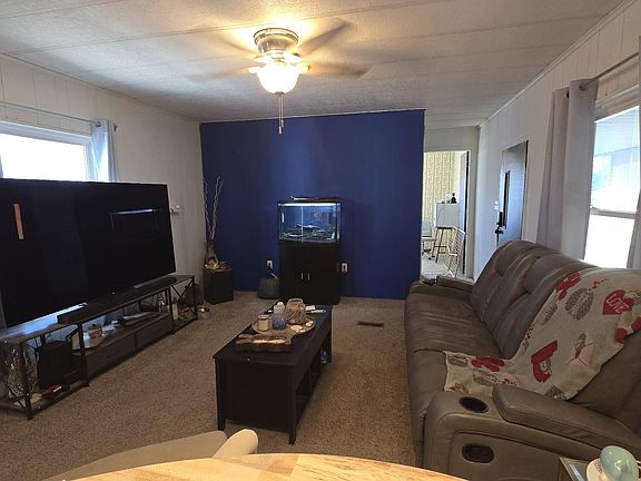 3rd image of 13400 E 50th Dr