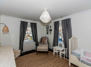 62 Valleywood Rd, Greenwich, CT 06830