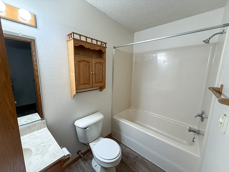 2820 Edgewood Dr #1 — Photo 6