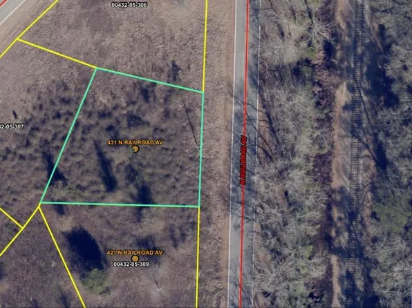 431 N Railroad Ave., Johnsonville, SC 29555