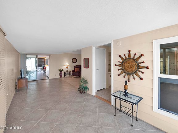 4th image of 305 S Val Vista Dr #347