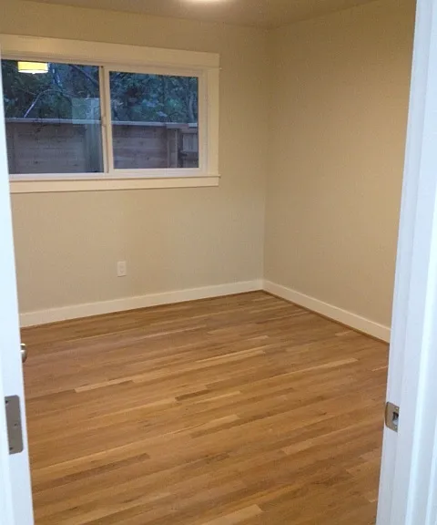 6110 SE 52nd Ave — Photo 11