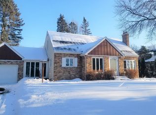 12 Dorset Rd, Mendota Heights, MN 55118