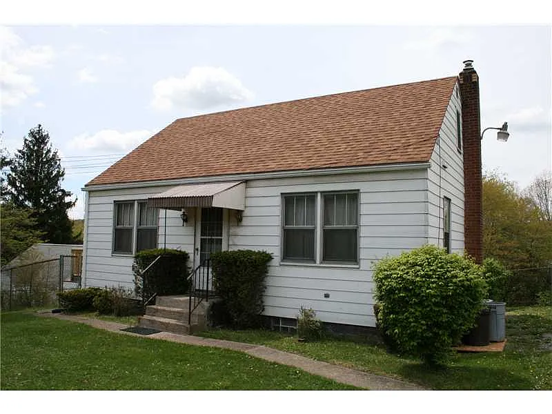 2329 W Hardies Rd photo 1