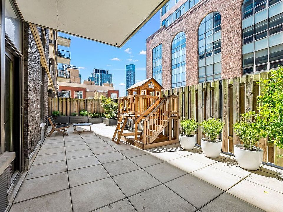 1st image of 2-26 50th Ave #3DE