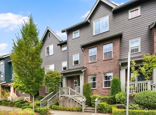 826 4th Ave NE, Issaquah, WA 98029