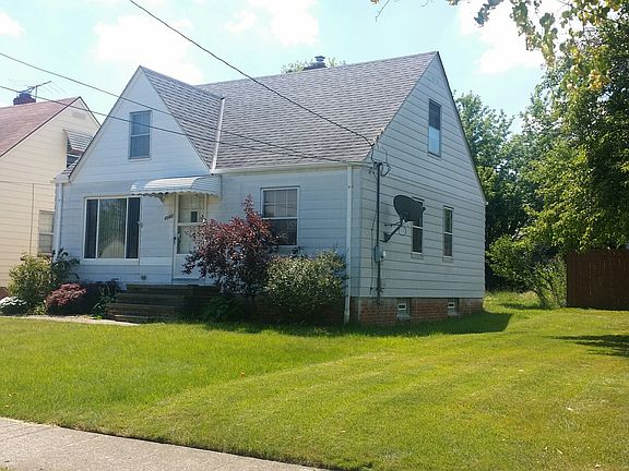 3rd image of 6041 Delora Ave