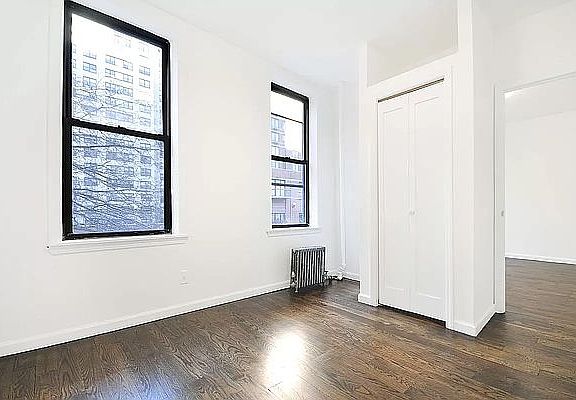 5th image of 416 E 71st St APT 11