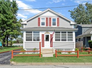22 Alexander St, Lincoln, RI 02865