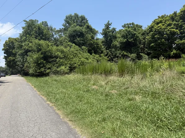 60 Lees Ford Ln, Winchester, TN 37398