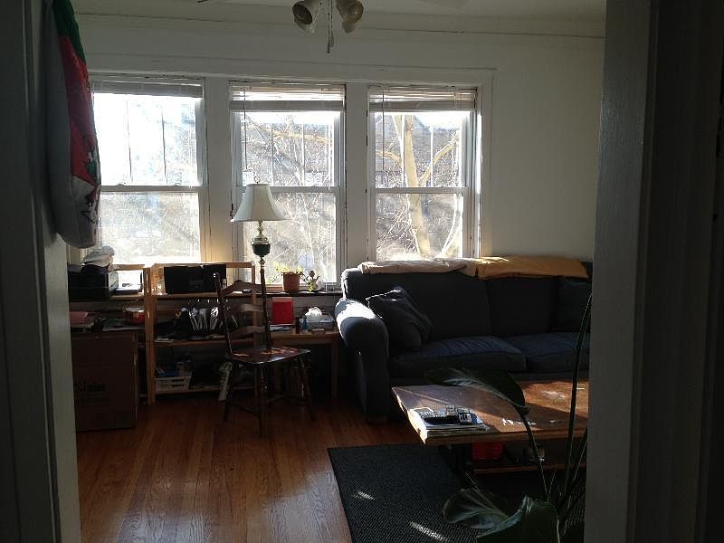 1st image of 3-2016 W Ainslie St #16-3