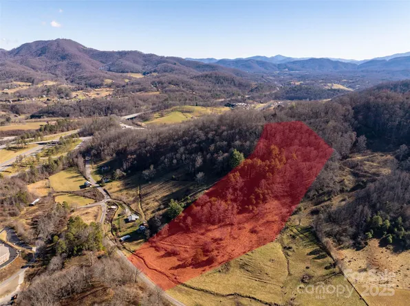 McElroy Cove Rd, Waynesville, NC 28785