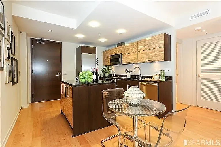 829 Folsom St #206 — Photo 9