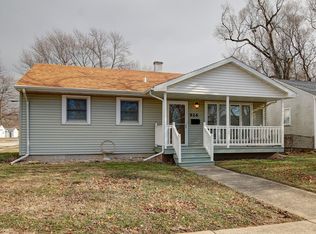 926 Plaza Dr, Joliet, IL 60435