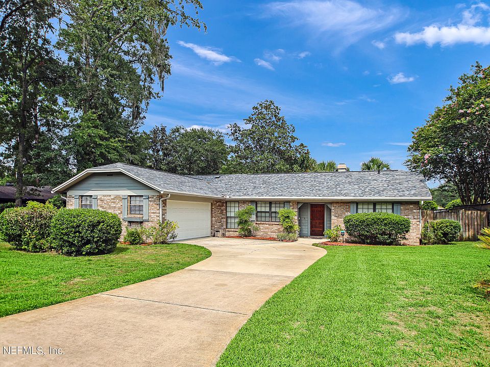 1st image of 5319 SECLUDED OAKS Lane