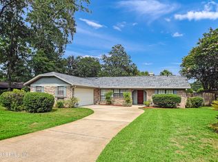5319 Secluded Oaks Ln, Jacksonville, FL 32210