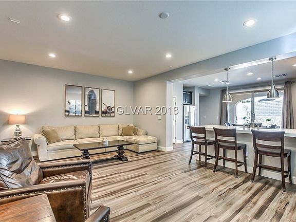 4th image of 11834 Montanesa Ave